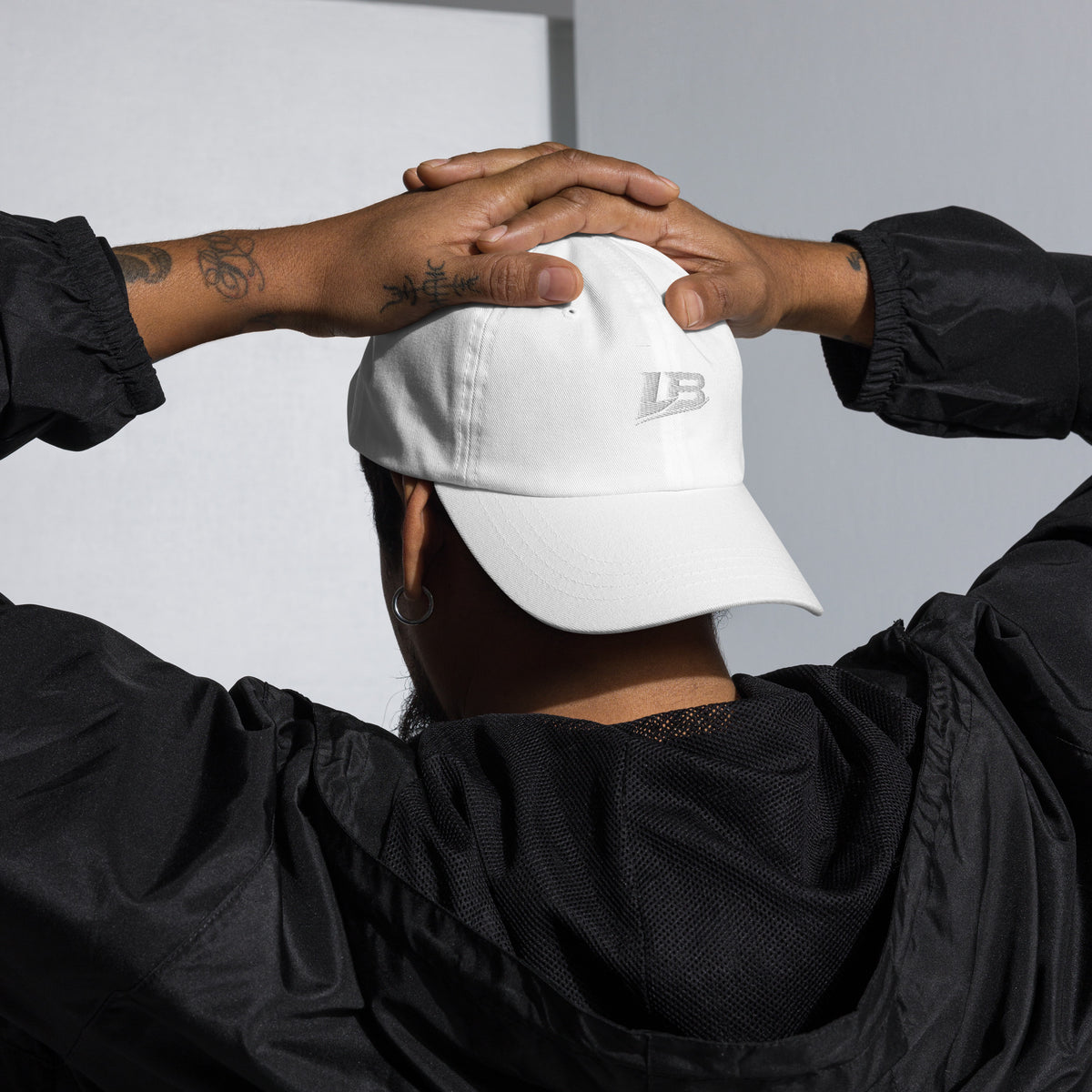 Casquette dad hat unisexe streetwear LB coloris white, vue de face