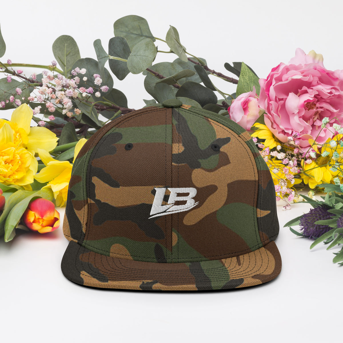 Casquette snapback unisexe streetwear LB coloris green camo, vue de face