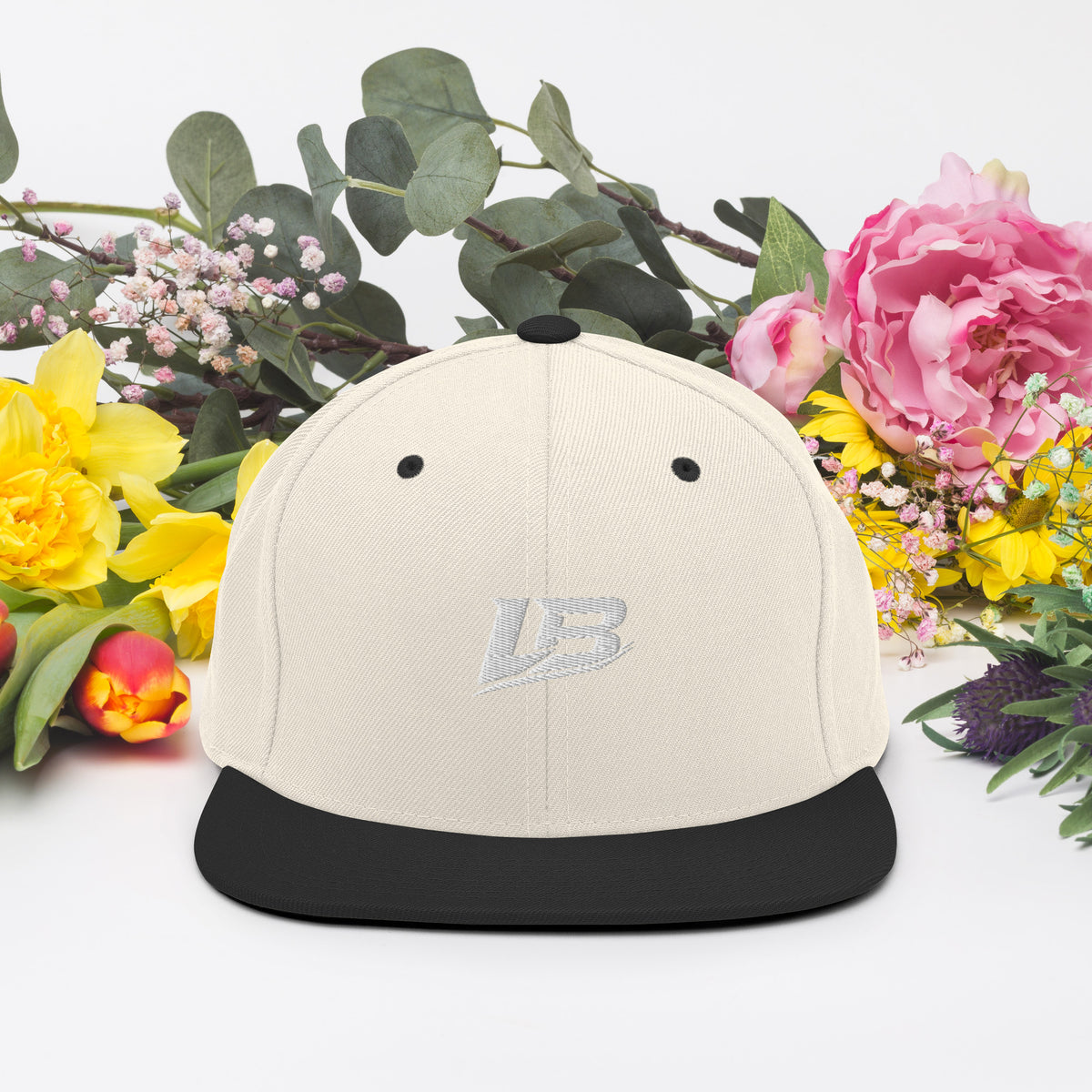 Casquette snapback unisexe streetwear LB coloris natural black, vue de face