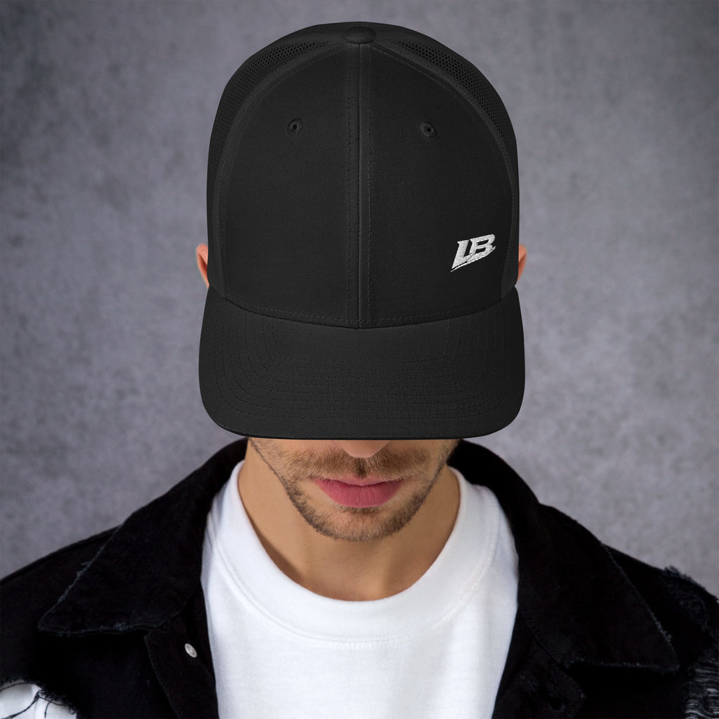 Casquette trucker streetwear unisexe LB noire, vue de face alternative