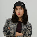 Casquette trucker streetwear unisexe LB noire, vue de face