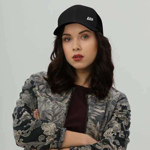 Casquette trucker streetwear unisexe LB noire, vue de face