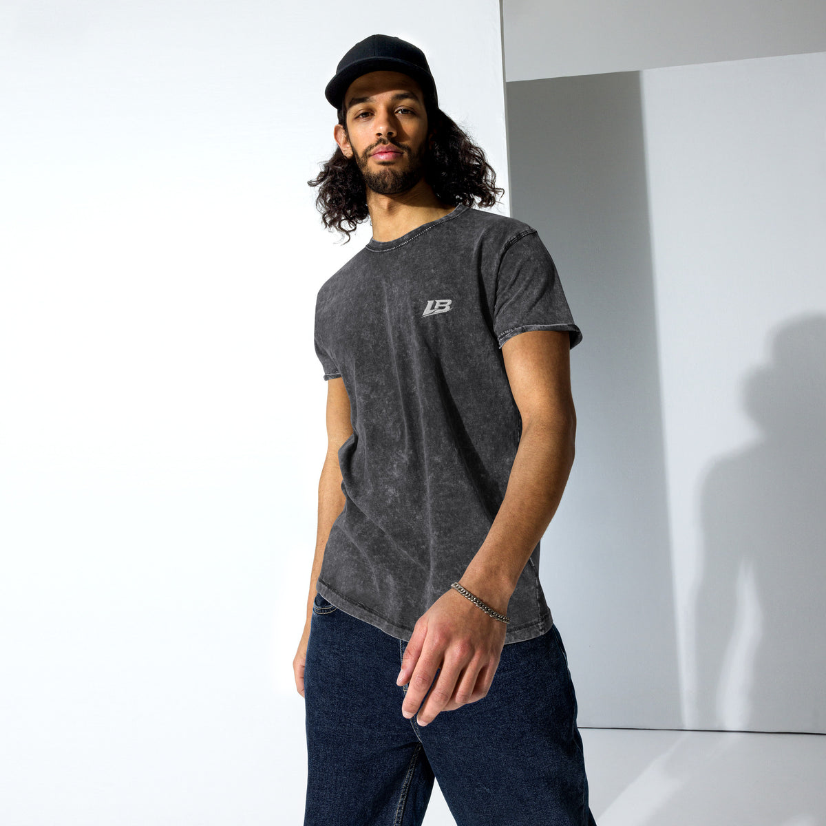 T-shirt denim unisexe streetwear LB, vue de dos